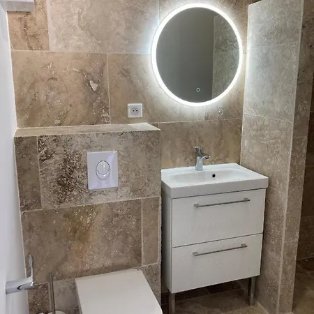 Charmant Studio avec Jardin / Parking privé - proximité plage et Foret *